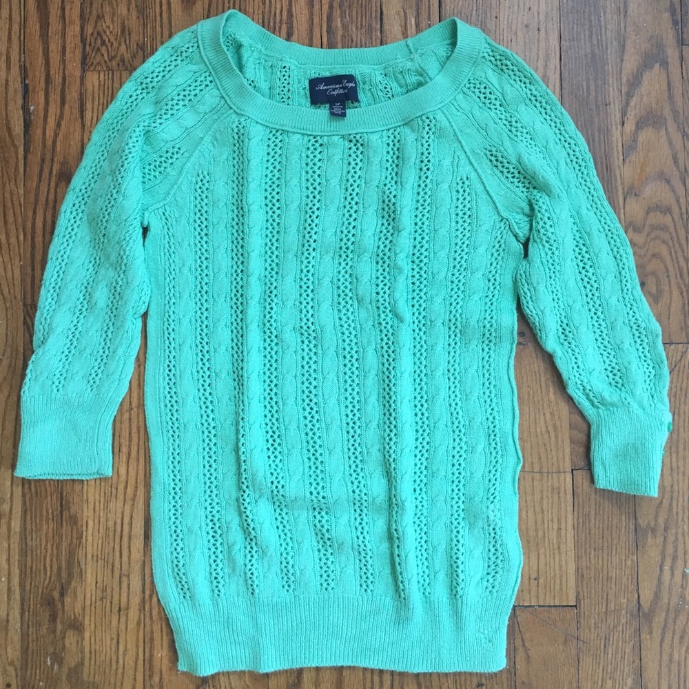 American Eagle sweater